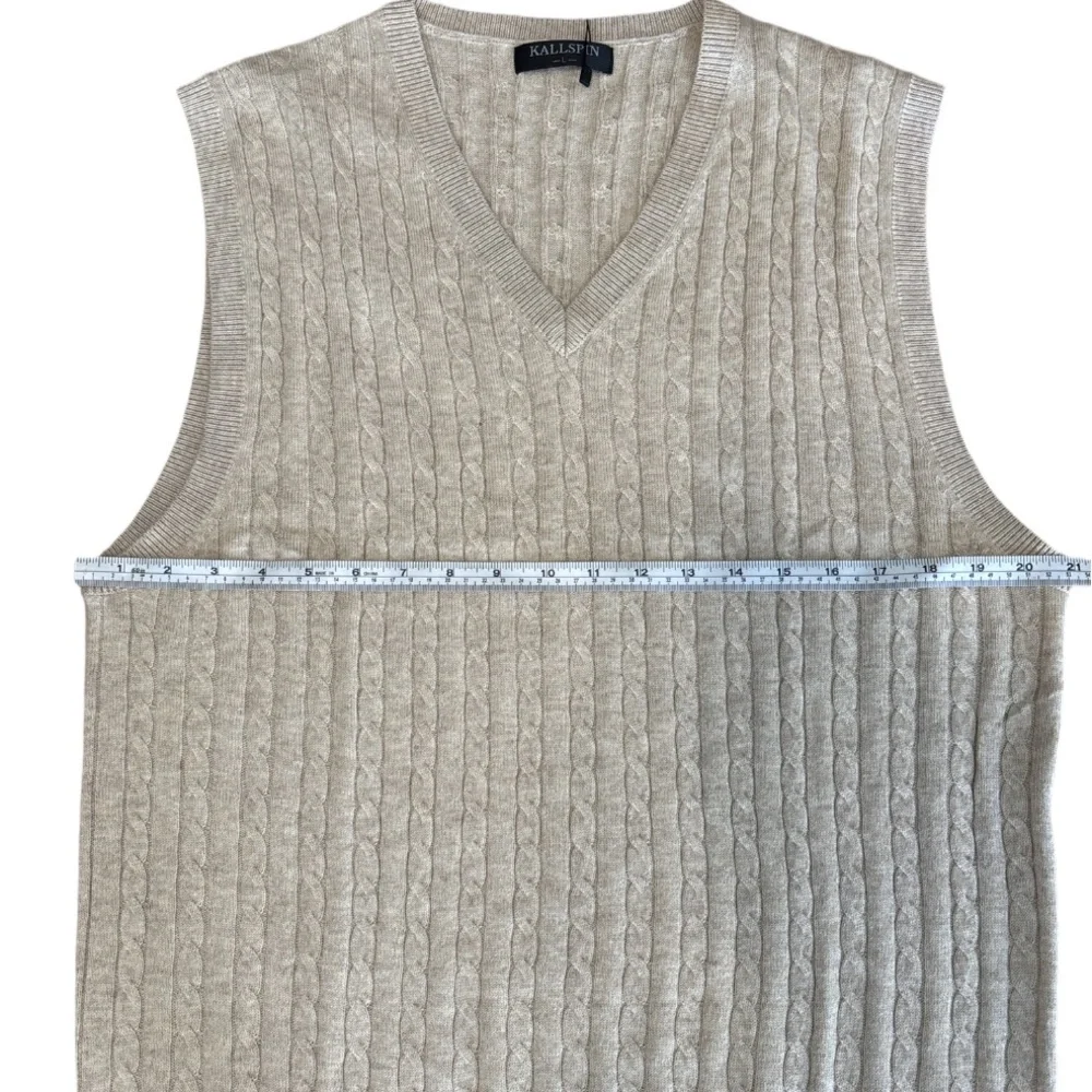 Men’s Wool Cable Knit V-neck Sleeveless Vest Beige size Large - Picture 4 of 7